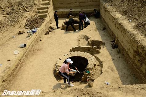 中國古墓挖掘 私宅女主人 38
